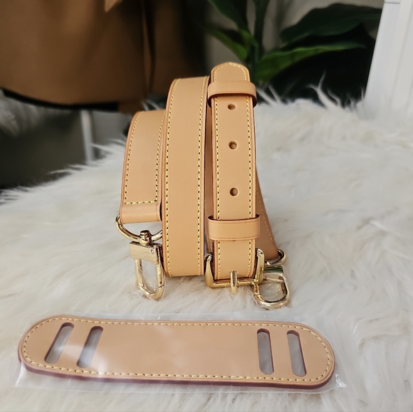 Handbags - 🔥🔥BRAND NEW 🔥🔥 LEATHER STRAP  LOUIS VUITTON REPLACEMENT